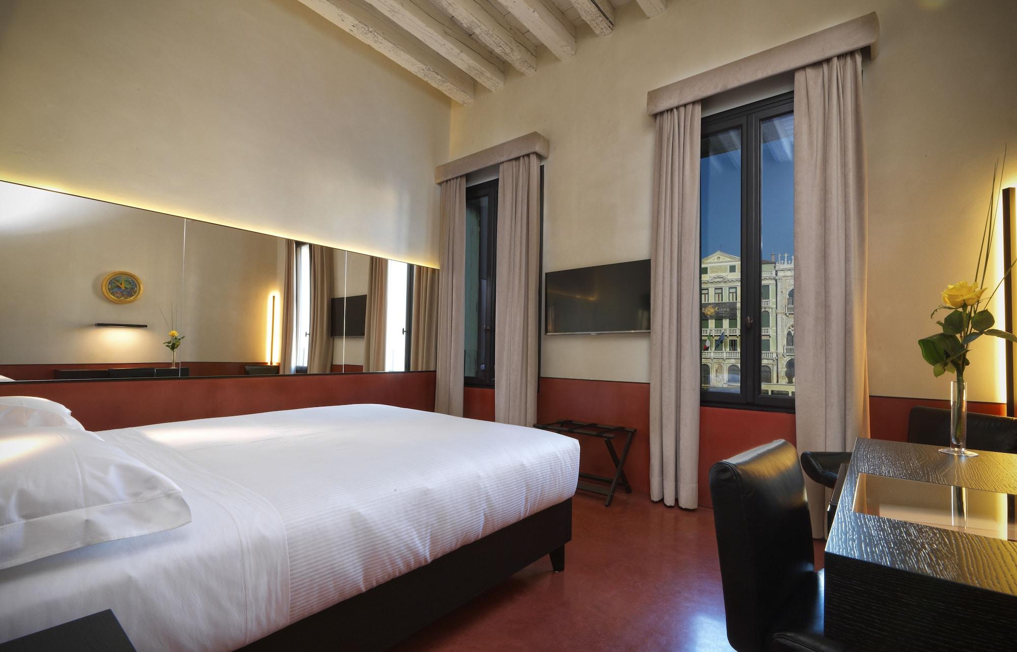 Hotel L'Orologio - WTB Hotels Venetië Buitenkant foto